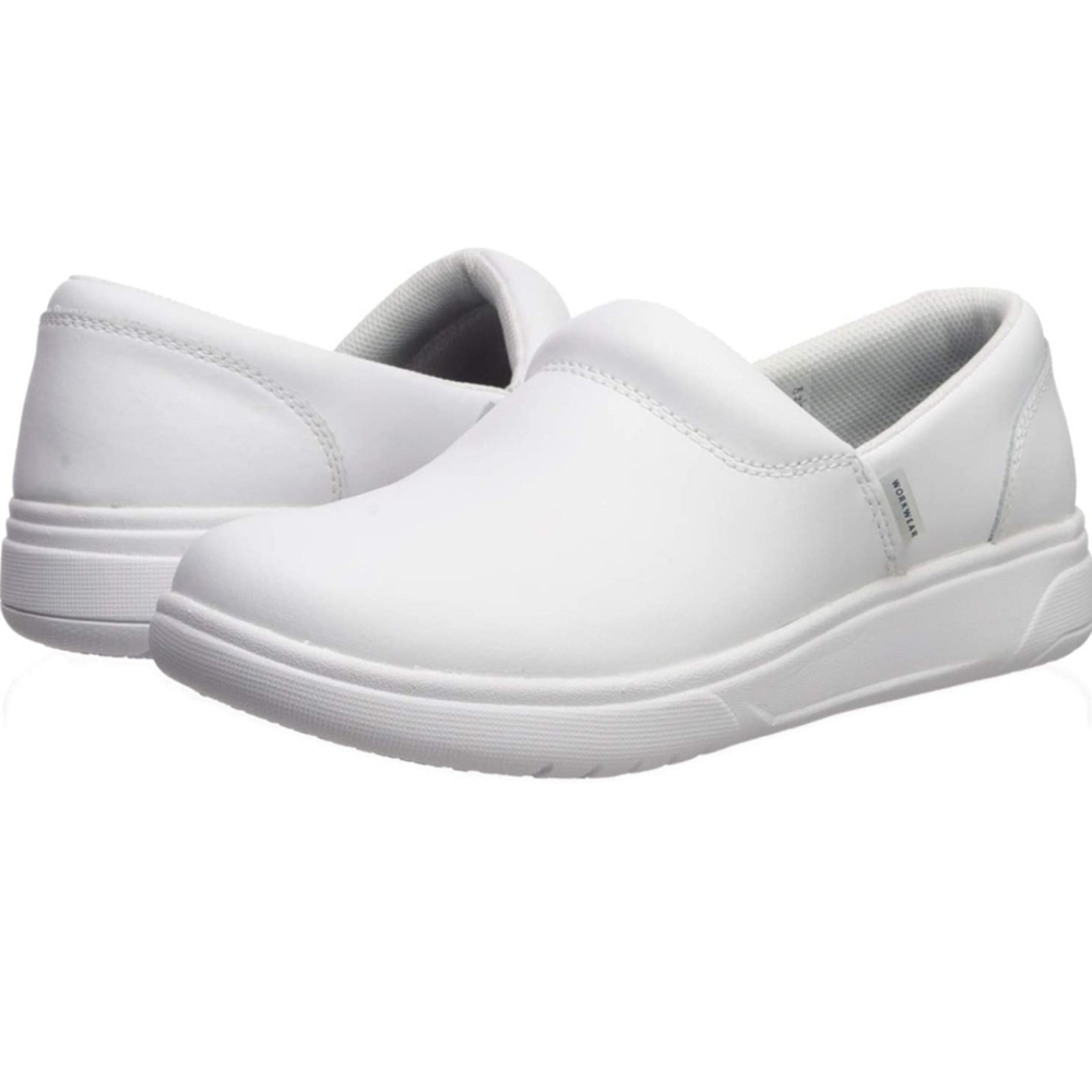 Cherokee nursing shoes